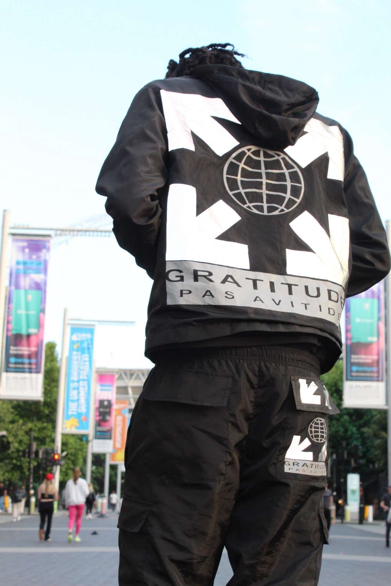GNG black reflective windbreaker hoodie